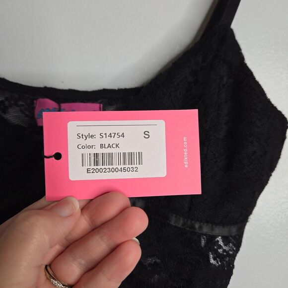 Edikted Eira Tank Top Women Size S Black Sheer Lace V-Neck Adjustable Straps NWT - Picture 6 of 14